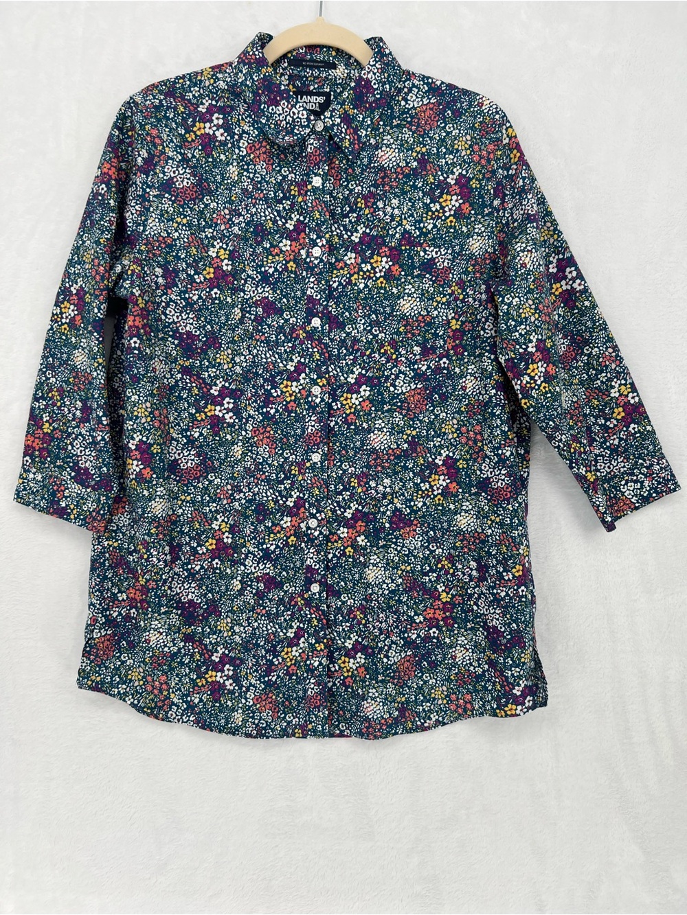 Lands' End 100% Supima Cotton No Iron vibrant multicolored ditsy floral Size 8